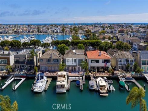 736 Harbor Island Drive