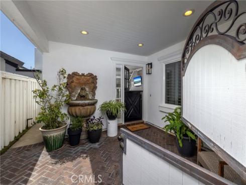 331 Walnut Street, Newport Beach, CA