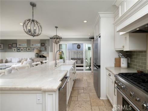 331 Walnut Street, Newport Beach, CA
