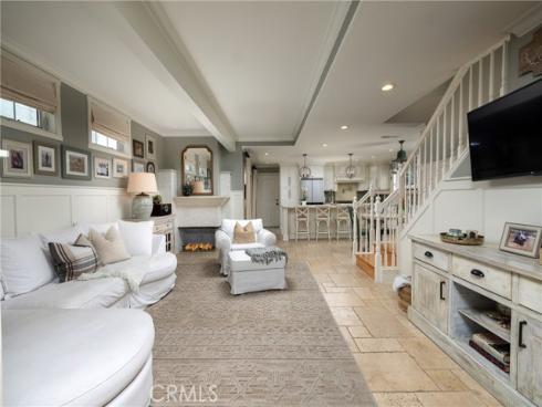 331 Walnut Street, Newport Beach, CA