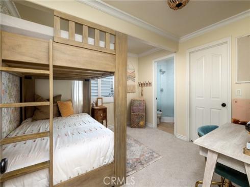331 Walnut Street, Newport Beach, CA