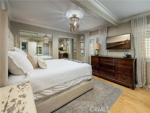 331 Walnut Street, Newport Beach, CA