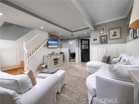 331 Walnut Street, Newport Beach, CA