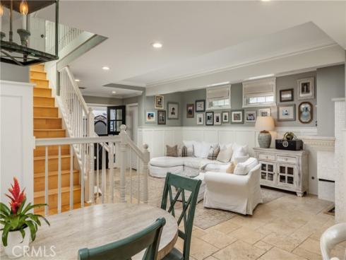 331 Walnut Street, Newport Beach, CA
