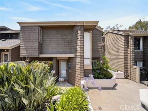 48 Sea Island Drive