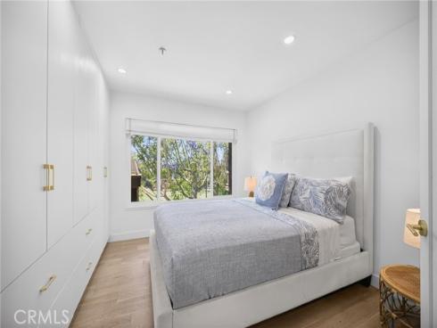 48 Sea Island Drive, Newport Beach, CA