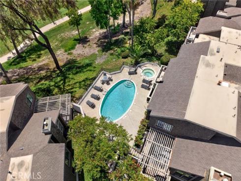48 Sea Island Drive, Newport Beach, CA