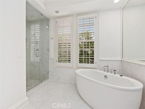 2 Belcourt , Newport Beach, CA
