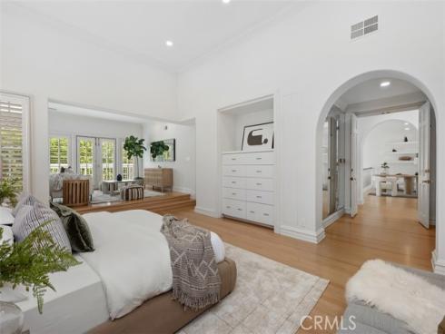 2 Belcourt , Newport Beach, CA