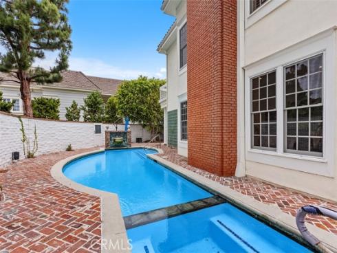 2 Belcourt , Newport Beach, CA