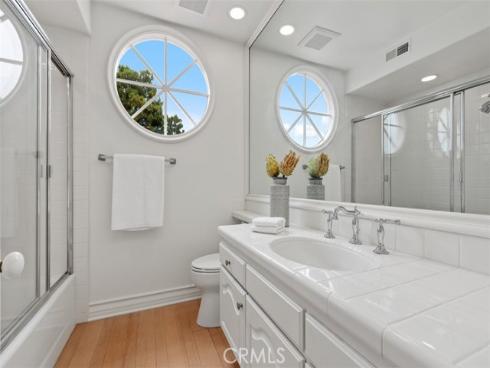 2 Belcourt , Newport Beach, CA