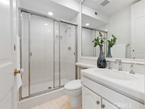 2 Belcourt , Newport Beach, CA