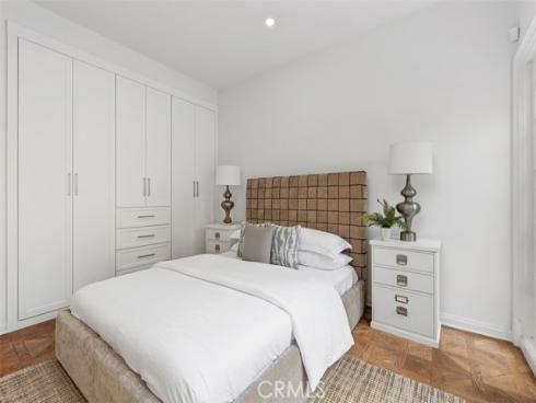 2 Belcourt , Newport Beach, CA