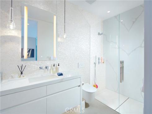 1220 W Bay Avenue, Newport Beach, CA