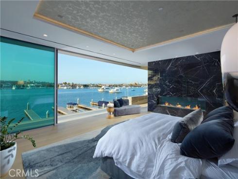 1220 W Bay Avenue, Newport Beach, CA