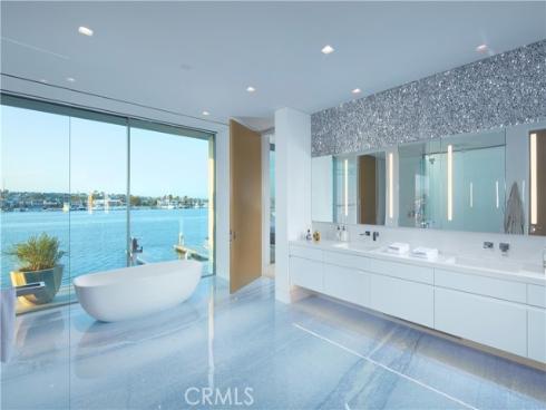 1220 W Bay Avenue, Newport Beach, CA