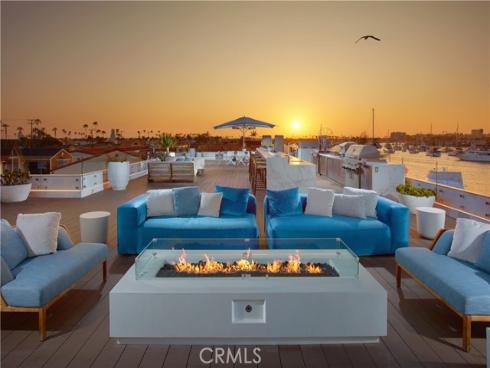 1220 W Bay Avenue, Newport Beach, CA