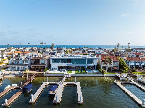1220 W Bay Avenue, Newport Beach, CA