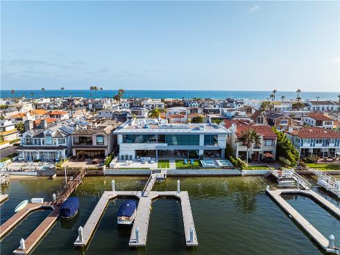1220 W Bay Avenue, Newport Beach, CA