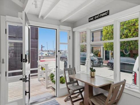 104 Onyx Avenue, Newport Beach, CA