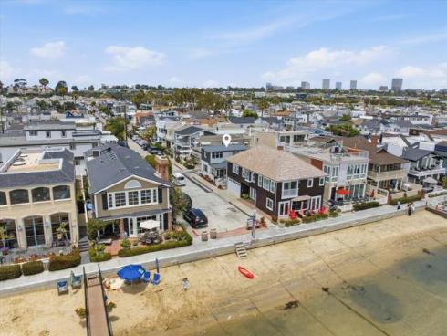 104 Onyx Avenue, Newport Beach, CA