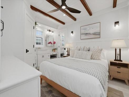 104 Onyx Avenue, Newport Beach, CA