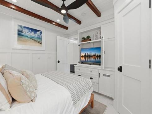 104 Onyx Avenue, Newport Beach, CA