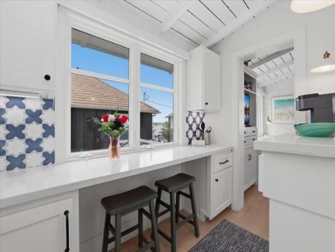 104 Onyx Avenue, Newport Beach, CA