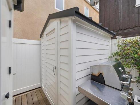 104 Onyx Avenue, Newport Beach, CA