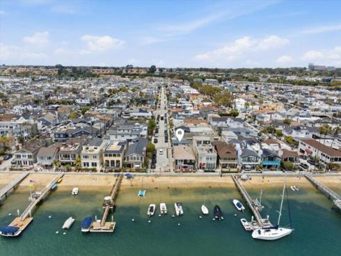 104 Onyx Avenue, Newport Beach, CA
