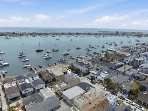 104 Onyx Avenue, Newport Beach, CA