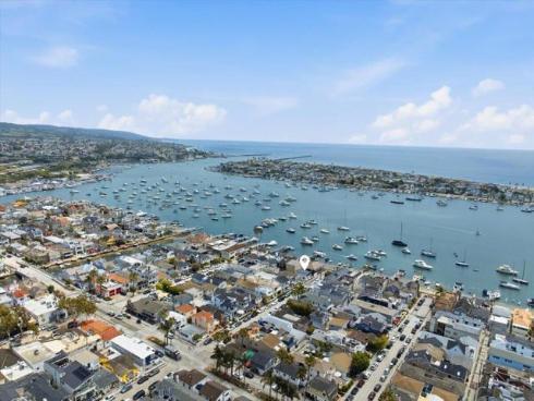 104 Onyx Avenue, Newport Beach, CA