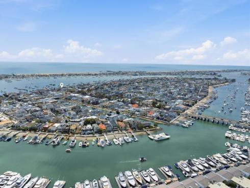 104 Onyx Avenue, Newport Beach, CA