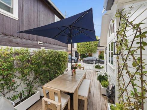 104 Onyx Avenue, Newport Beach, CA