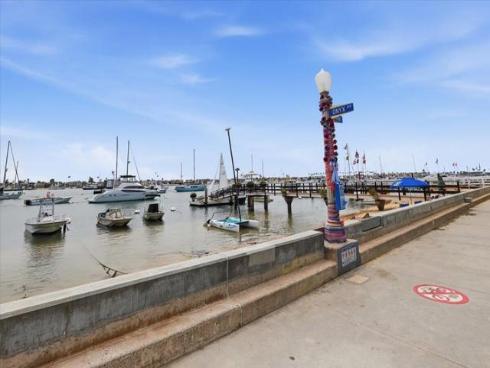 104 Onyx Avenue, Newport Beach, CA