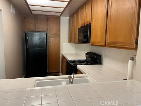 230 Lille Lane 204 , Newport Beach, CA