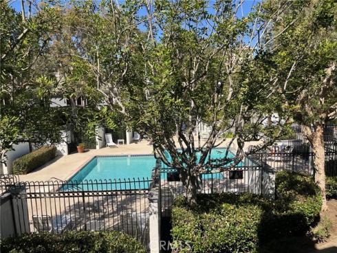 230 Lille Lane 204 , Newport Beach, CA