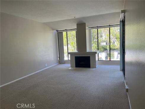 230 Lille Lane 204 , Newport Beach, CA