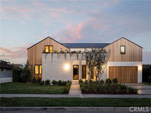 1738 Paloma Drive