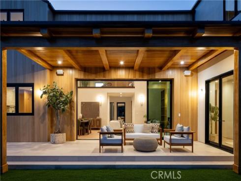 1738 Paloma Drive, Newport Beach, CA