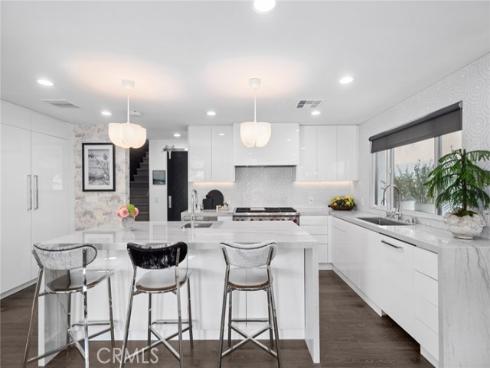 500 Harbor Island Drive, Newport Beach, CA