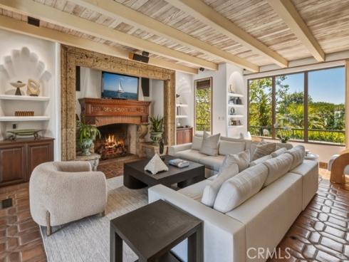 2 Trafalgar , Newport Beach, CA