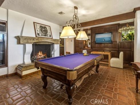 2 Trafalgar , Newport Beach, CA