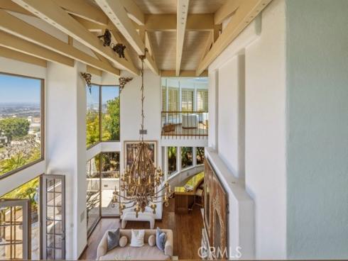 2 Trafalgar , Newport Beach, CA