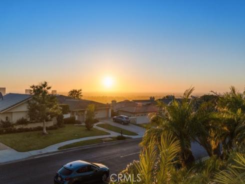 2 Trafalgar , Newport Beach, CA