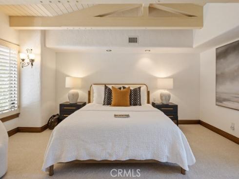 2 Trafalgar , Newport Beach, CA