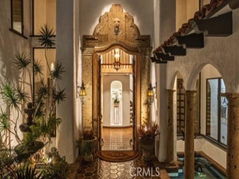 2 Trafalgar , Newport Beach, CA