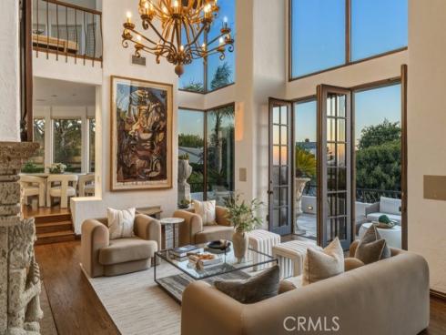 2 Trafalgar , Newport Beach, CA