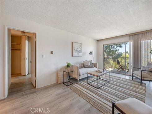 102 Scholz 234 , Newport Beach, CA
