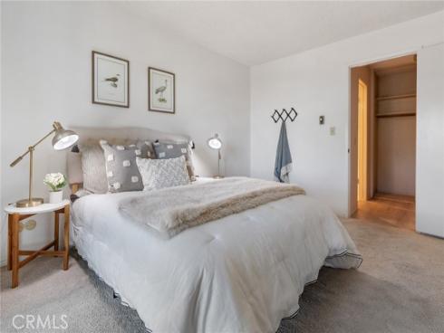 102 Scholz 234 , Newport Beach, CA